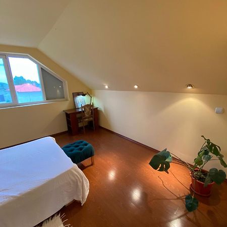 Cosy Bedroom For 2 With Balcony In A Family Villa Turnu Magurele Exterior foto