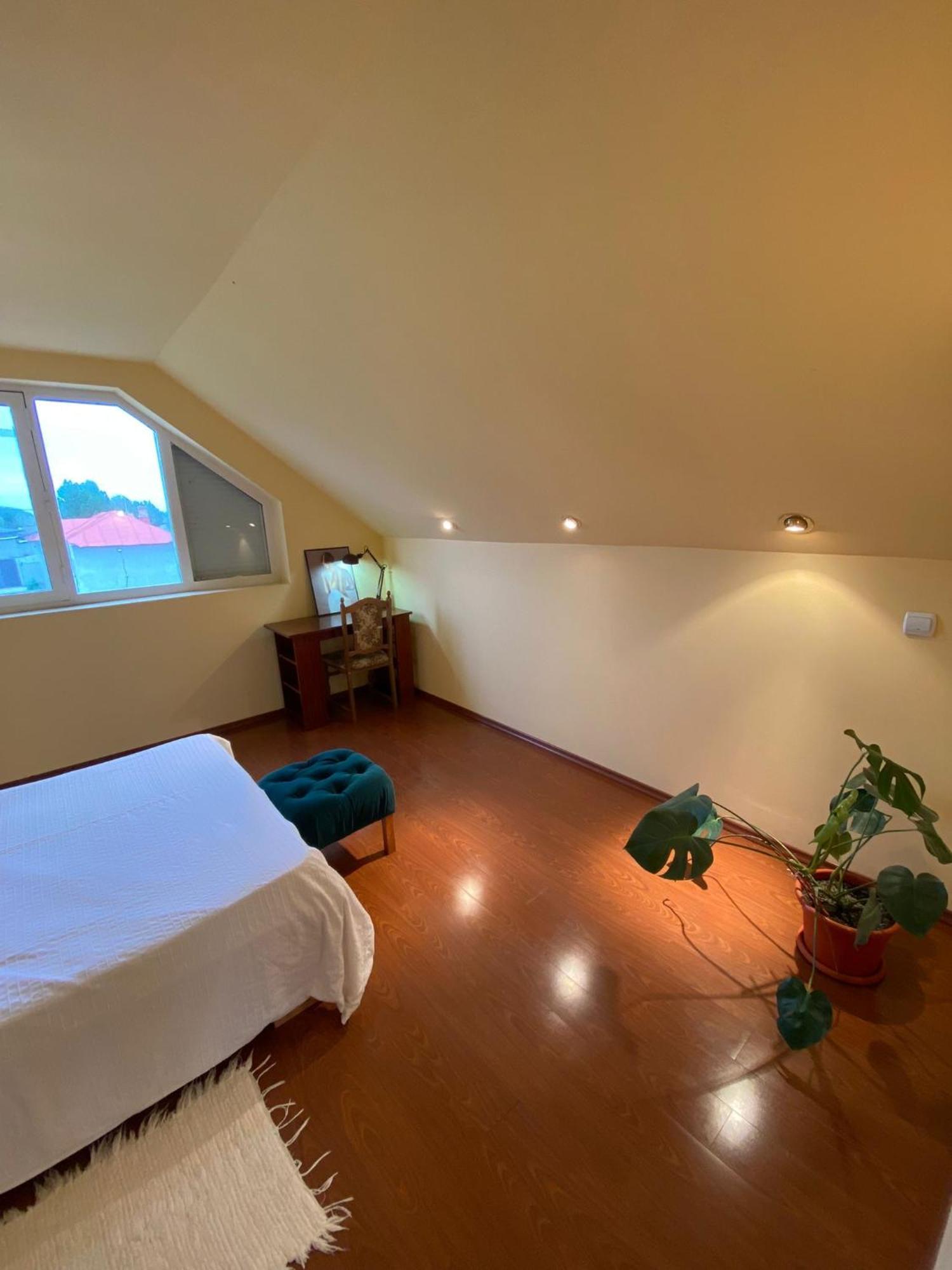 Cosy Bedroom For 2 With Balcony In A Family Villa Turnu Magurele Exterior foto