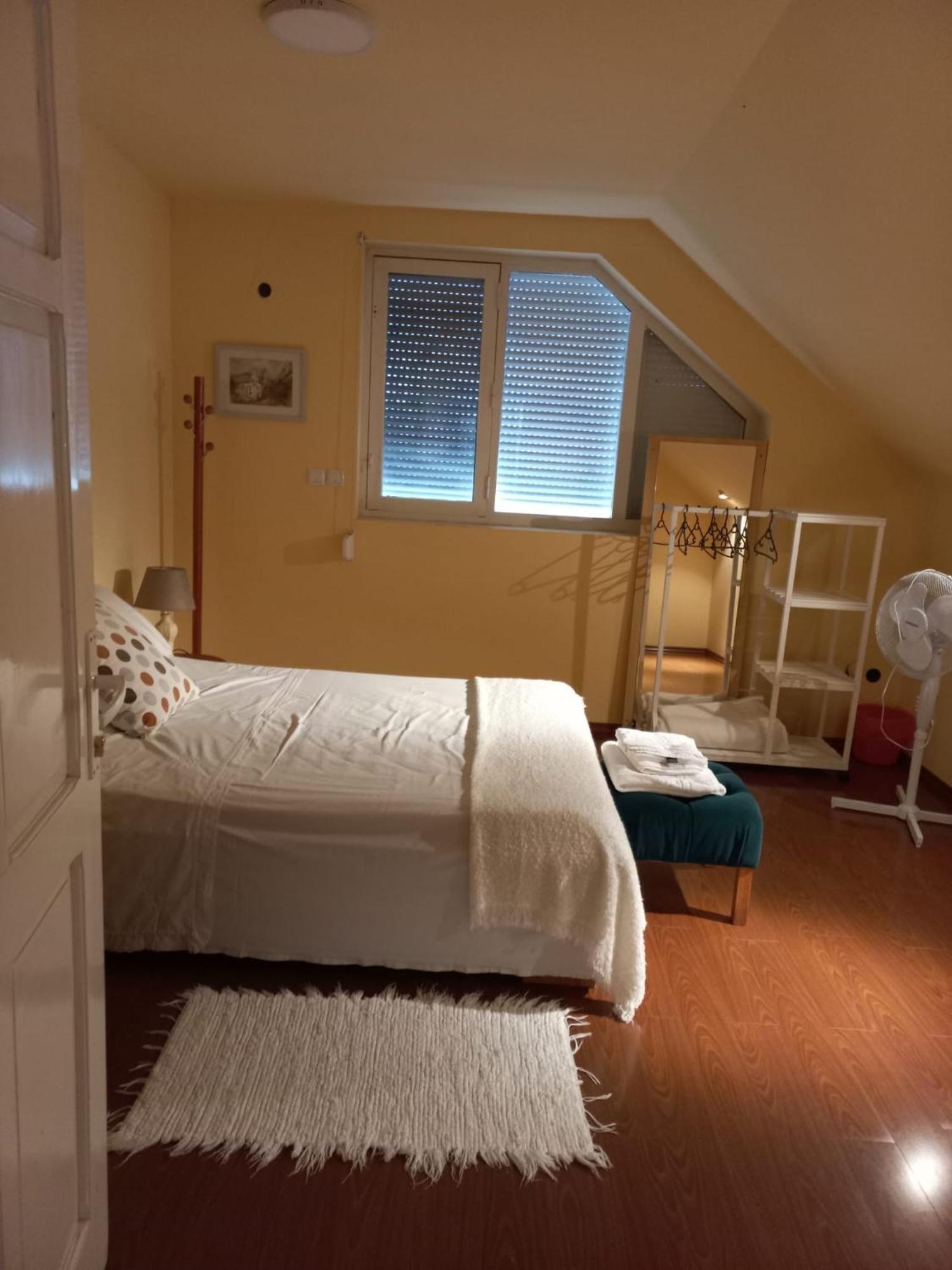 Cosy Bedroom For 2 With Balcony In A Family Villa Turnu Magurele Exterior foto