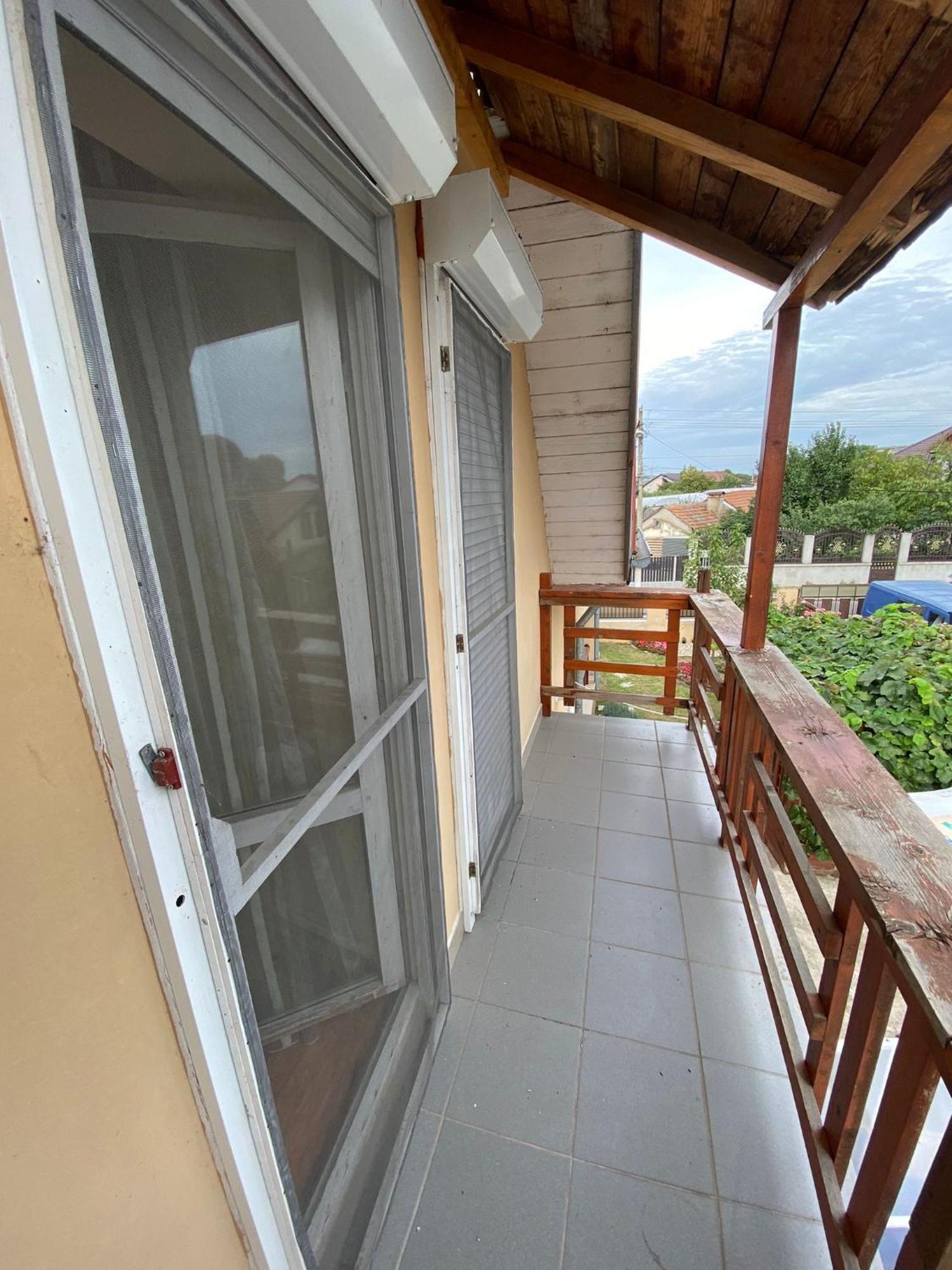 Cosy Bedroom For 2 With Balcony In A Family Villa Turnu Magurele Exterior foto